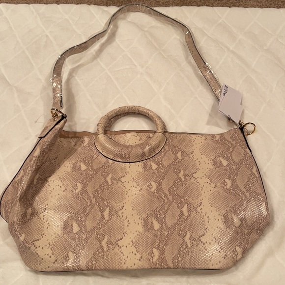 Purse - Picture 2 of 3